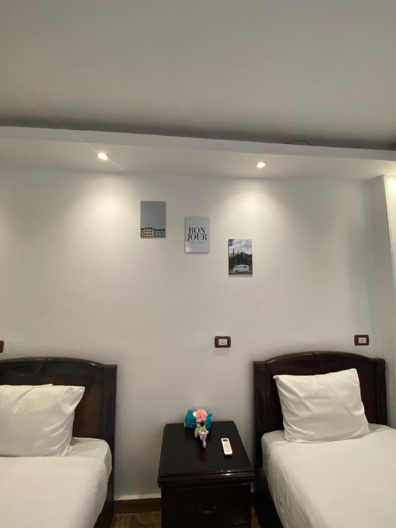 Lion Middle East Pyramids Panorama Hotel Cairo