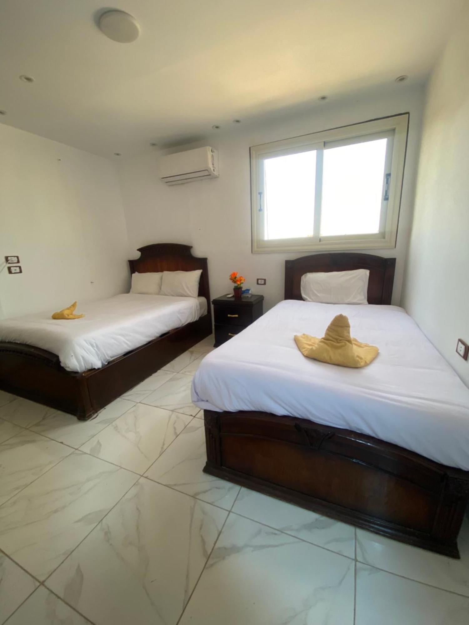 Lion Middle East Pyramids Panorama Hotel 3*