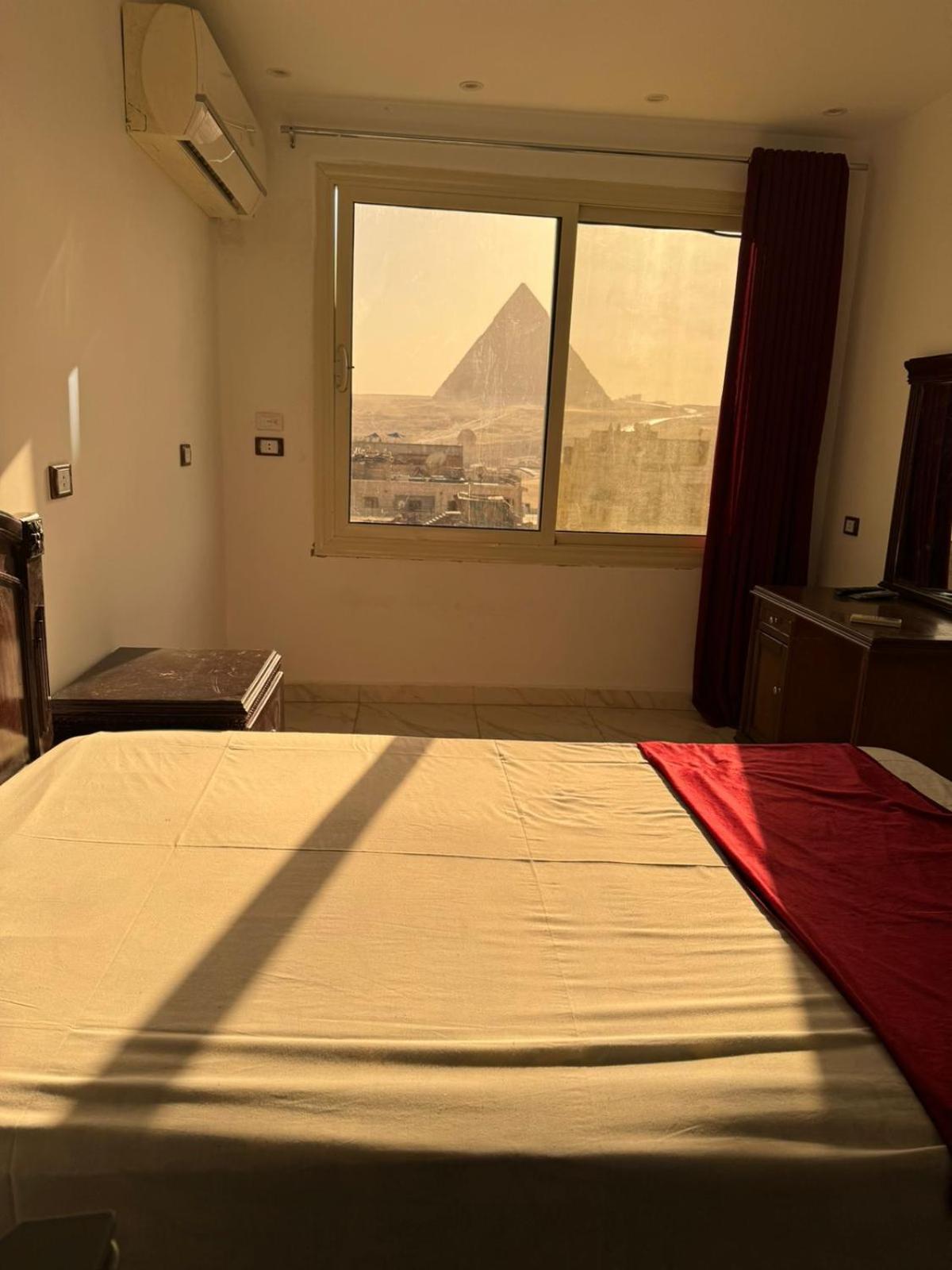 Lion Middle East Pyramids Panorama Hotel Cairo